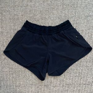 Lululemon black tracker shorts